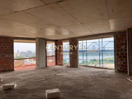 Apartament modern 1+1 pranë Liqenit Artificial dhe Liqenit të Thatë