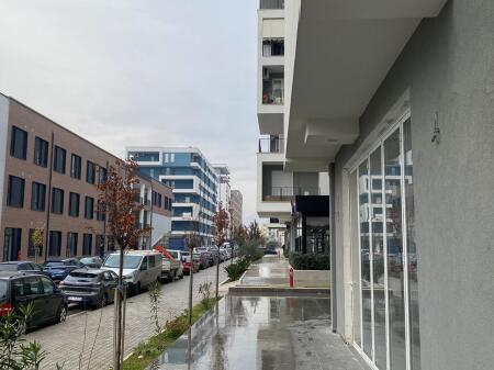 Univers City , 2+1+2wc+verande in vendita