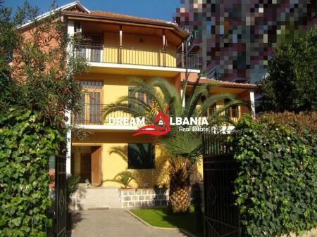 Vile private ne shitje ne zonen e Don Bosco prane kompleksit Vizion Plus (ID 4151040).