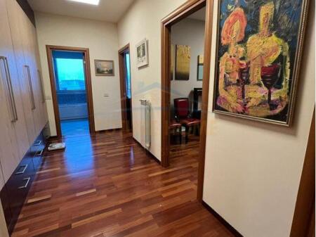 Qera, Apartament 3+1+2 Downtown One