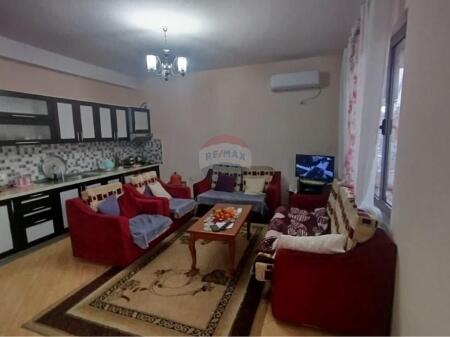 Apartament - Për Qira 2+1  Kompleksi Kontakt, Tiranë