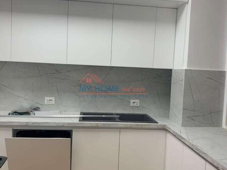 Appartamento 3+1+2 in affitto a Bllok Tirane