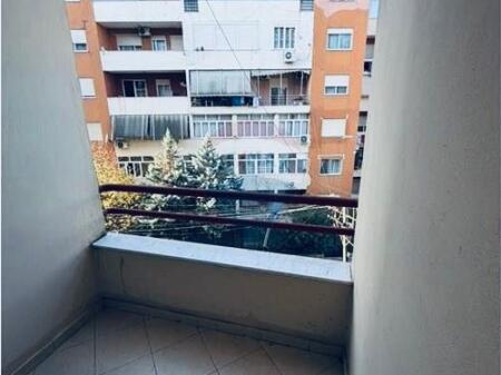 Vendesi in vendita 1+1, Fresk