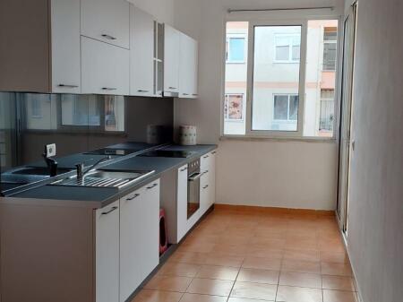 🏢Astir, Complesso Fratari, affittasi appartamento 2+1+2, arredato 45,000Leke     