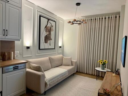 📣 AFFITTO SUPER Appartamento 1+1 📍 Via "Xhanfize Keko", Vicino all'Artista ✨