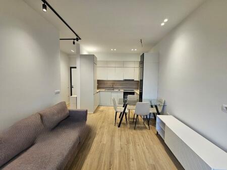 Appartamento 2+1 In Affitto a Selitë, presso Residenca Henke! 650 € /Mese