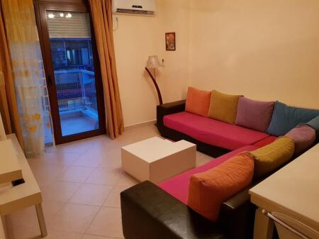For rent 2+1+2 apartment at Barrikadave St.