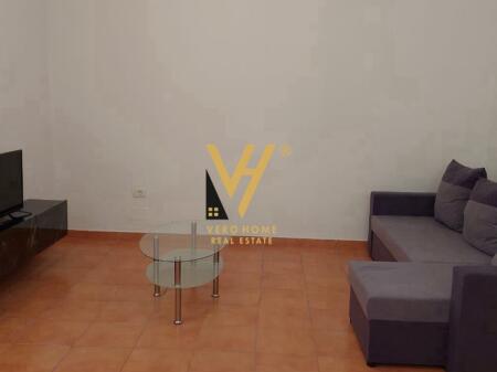 JEPET APARTAMENT 2+1+2 ME QERA TE FRATARI, ASTIR 45.000 LEKE