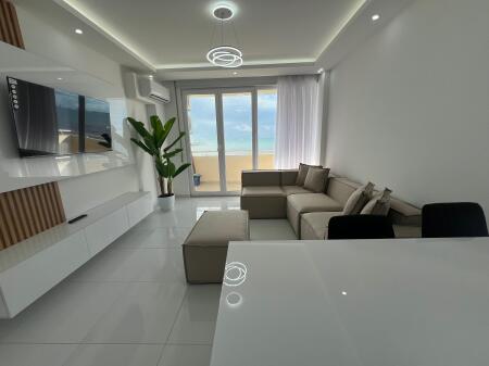 Jepet  super apartament me qera 1+1