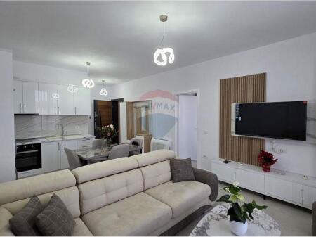 Apartment 1+1 for rent in Vlore opposite Bolv Oil on "Pelivan Leskaj" Street