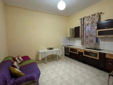 For rent 1+1 (second floor of a villa) 500m below New Boulevard