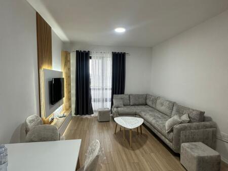 Apartament me qera 2+1+post parkimi