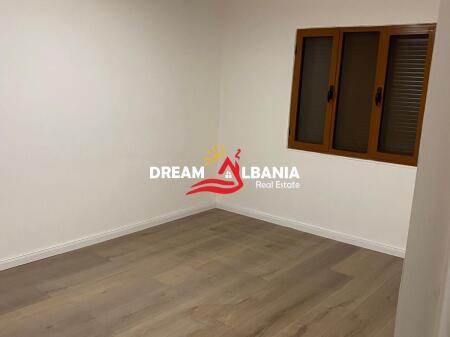 !!!EKSKLUZIVE!!! Disponojme Apartament 1+1 ne Shitje ne Kombinat (Rr.Llambi Bonata ) (ID 4119457)