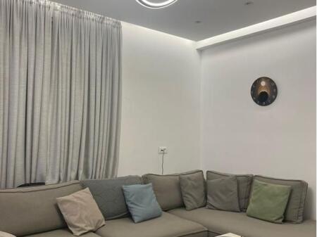 Apartament 2+1 per qira te ish fusha e aviacionit.