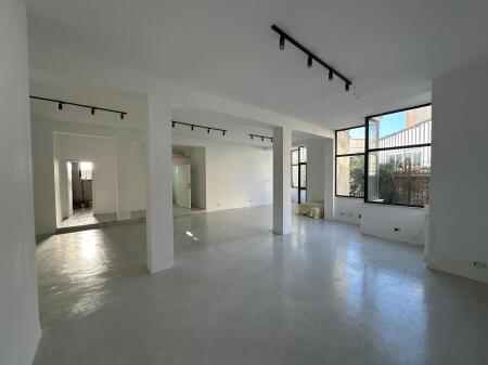 Ambient Bisnes për Qera – 100 m² – Qendra e Tiranës