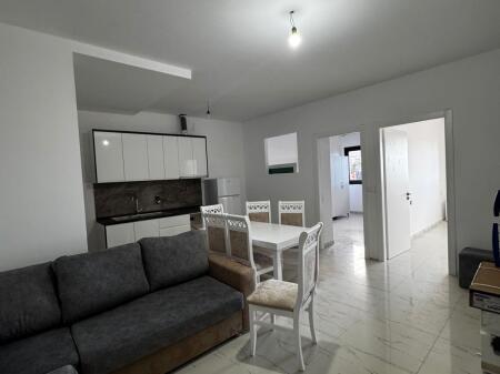 Shtëpi me qera 2+1-laprak,rruga llazar shapatini