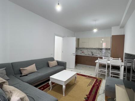 Apartament 2+1 me qera