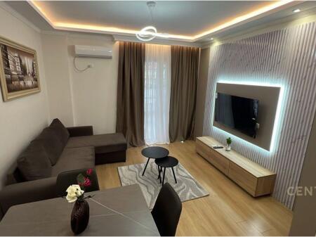 JEPET ME QIRA APARTAMENT 1+1 NE FRESK