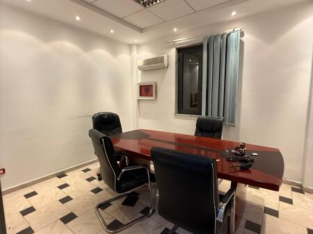 Zyre me Qera ne Qender