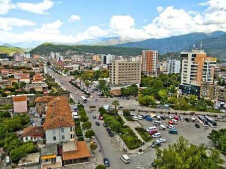 Shitet Tokë Arë – Periferi e Elbasanit