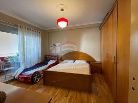 APARTAMENT PER SHITJE 2+1 NE KAMEZ