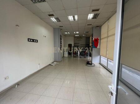 Business premises in Durres for RENT