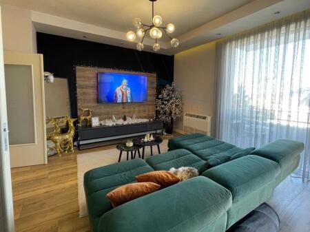 Shitet, Apartament 2+1+2, Kopshti Botanik, Tiranë