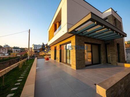 JEPET ME QIRA VILE INDIVIDUALE NE SAUK !