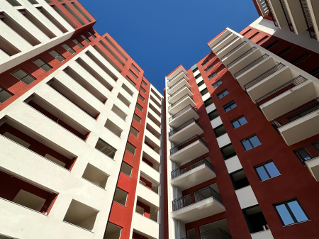 🏡 Shitet apartament 2+1+2 te Kompleksi Mirabella, Oxhaku