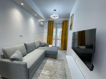 Qera, Apartament 1+1, Kopshti Botanik, Tirane. 450 €