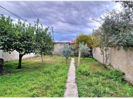 Private house for sale in Vlore