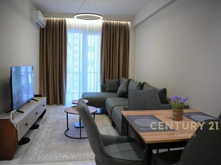 Shitet Apartament 1+1 ne Kamez!