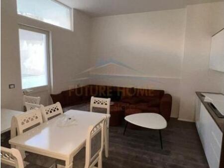 Shitet Apartament 1+1, Fresk