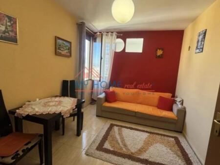 Apartament 1+1 me qera Rruga e Bogdaneve ne Tirane
