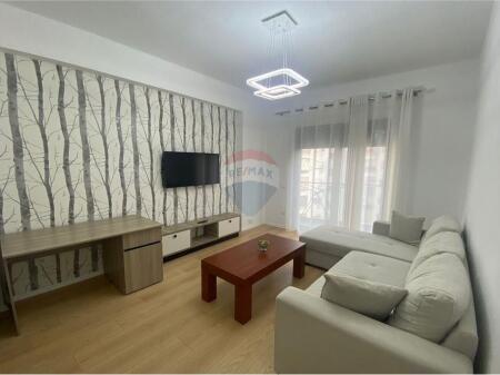 Appartamento 1+1+posto auto ad Astir.