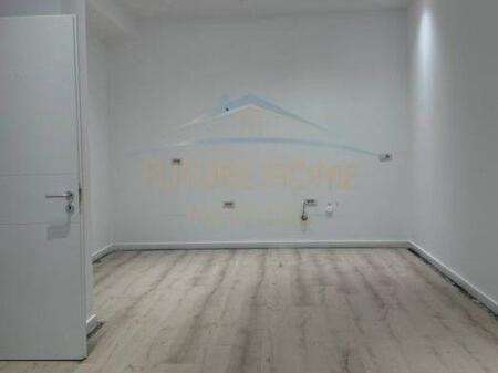 Qera, Zyre 3 +1+1, rruga e Dibres