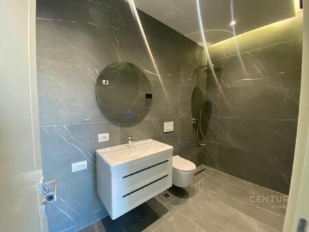 Jepet me Qera Apartament 2+1+2 , Zyra ose Banim , Zogu i Zi