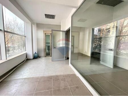 Office for rent near the Small Ring!