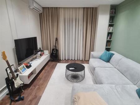 Jepet me qera super apart 1+1 ne Misto Mame