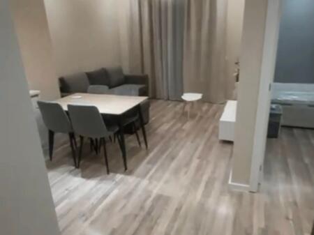 Super 1+1 Lluksoz me Qera tek 5 Maji