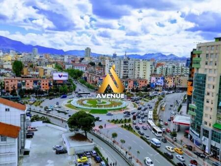 Jepet me qera apartament 2+1+2 - Zogu i Zi, Tiranë
