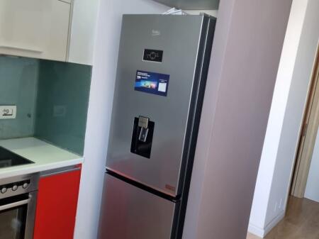 Appartamento 2+1, Ali Dem!