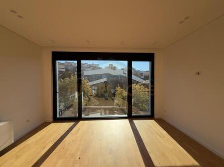 JEPET ME QERA VILE PRANE TEG