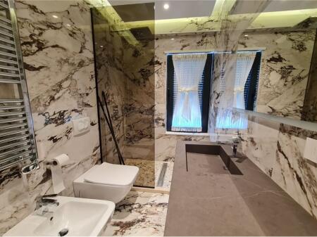 Apartment for rent on Zogu i Pare Boulevard