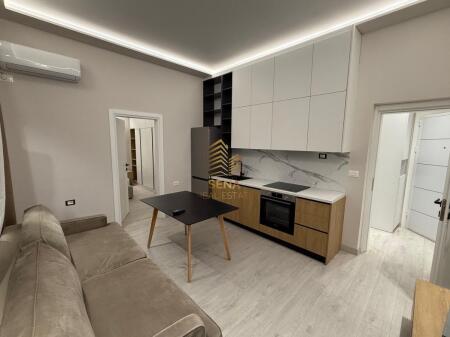 Qira, Apartament 1+1, Qender – Bulevardi Zogu i Pare, 700 Euro/muaj