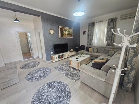 🏠 Jepet me qira apartament 2+1