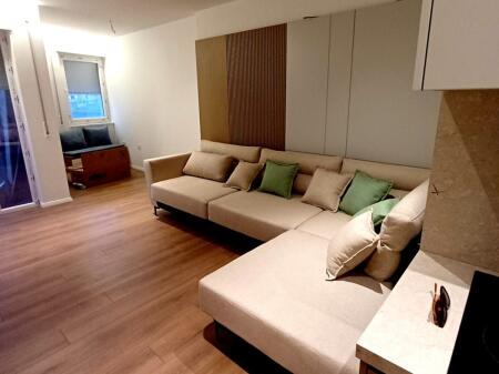 SHITET APARTAMENT 2+1+POST PARKIMI  RR.DURRESIT