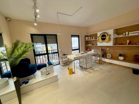 📣 IN VENDITA Appartamento 3+1 Con 2 Bagni 📍 Vicino Villa Gold 🛣️ Via "Dibres" 💶 261.000 Euro ✨