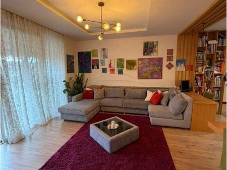 Shitet, Apartament 2+1, Rruga Gramoz Pashko, Fakulteti Ekonomik.