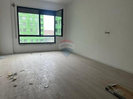 Apartament per shitje ne rrugen 5 Maji